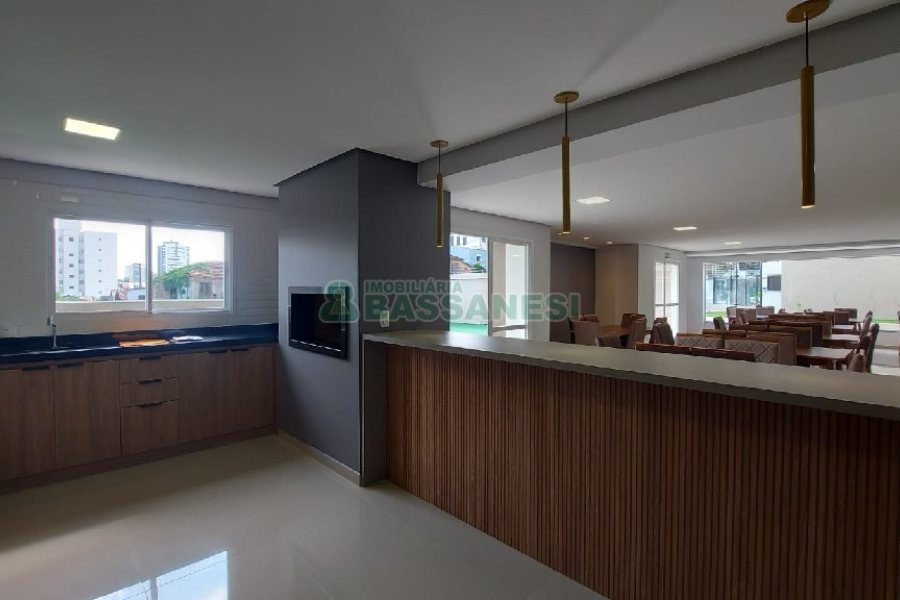 Apto Mobiliado com 55m², 2 dormitórios, 1 vaga, no bairro Panazzolo em Caxias do Sul para Alugar