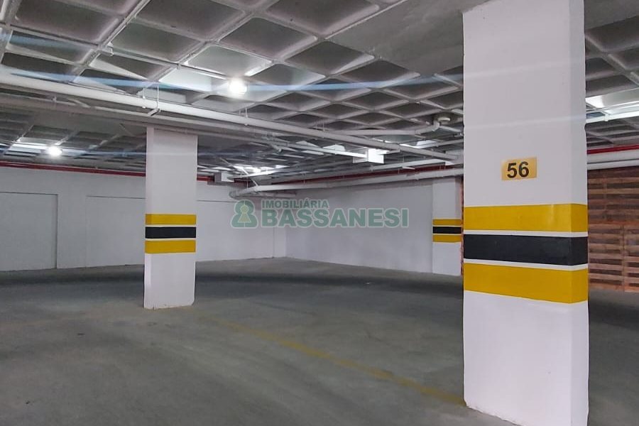 Apto Mobiliado com 55m², 2 dormitórios, 1 vaga, no bairro Panazzolo em Caxias do Sul para Alugar