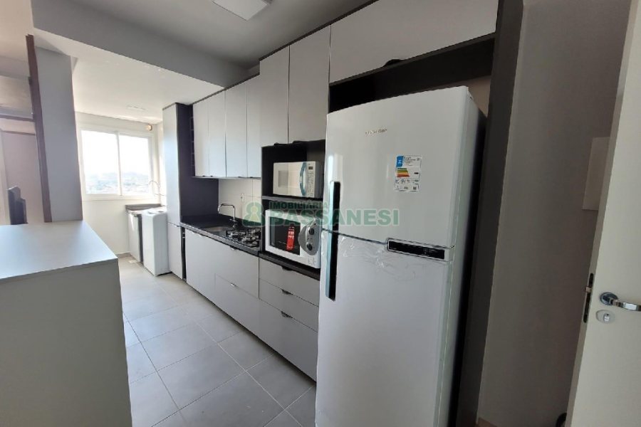 Apto Mobiliado com 55m², 2 dormitórios, 1 vaga, no bairro Panazzolo em Caxias do Sul para Alugar