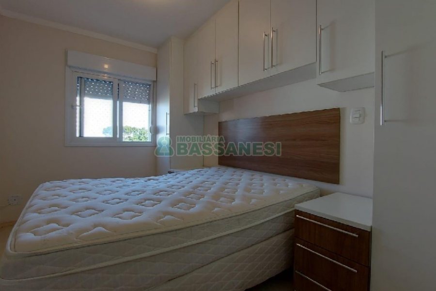 Apto Mobiliado com 36m², 1 dormitório, 1 vaga, no bairro São Pelegrino em Caxias do Sul para Alugar
