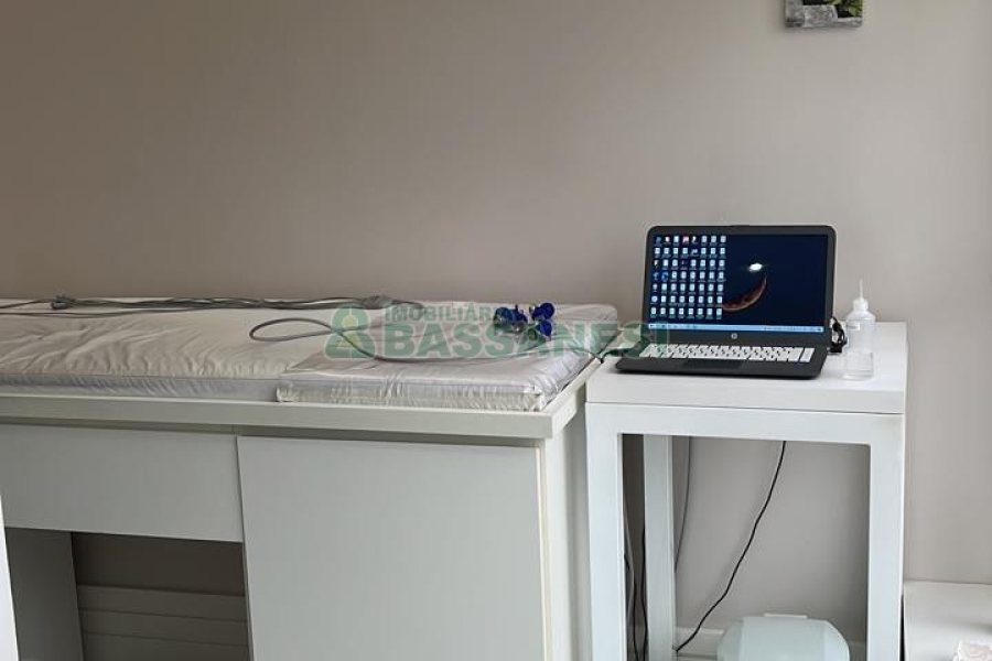 Sala com 45m², 1 vaga, no bairro Centro em Caxias do Sul para Comprar