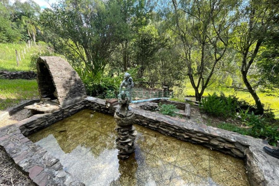 Chácara com 150m², 2 dormitórios, 1 vaga, no bairro Vila Seca em Caxias do Sul para Comprar