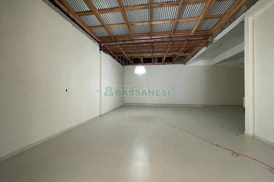 Loja com 251m², no bairro Centro em Caxias do Sul para Alugar