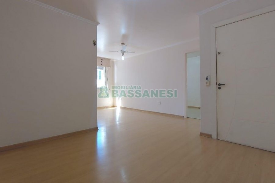 Apartamento com 72m², 2 dormitórios, 1 vaga, no bairro Centro em Caxias do Sul para Alugar