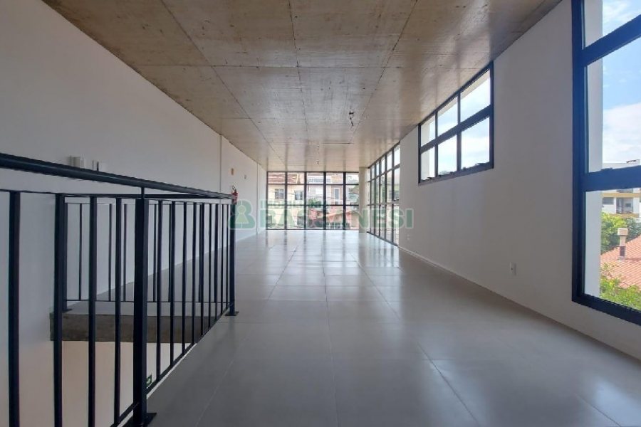 Loja com 267m², no bairro Sagrada Família em Caxias do Sul para Alugar