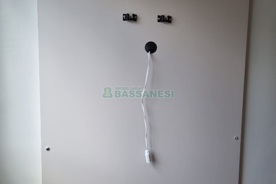 Apartamento com 38m², 2 dormitórios, no bairro Panazzolo em Caxias do Sul para Comprar