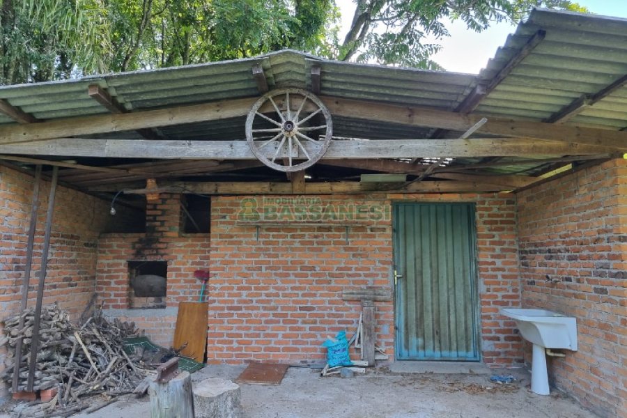 Chácara, no bairro Fazenda Souza em Caxias do Sul para Comprar