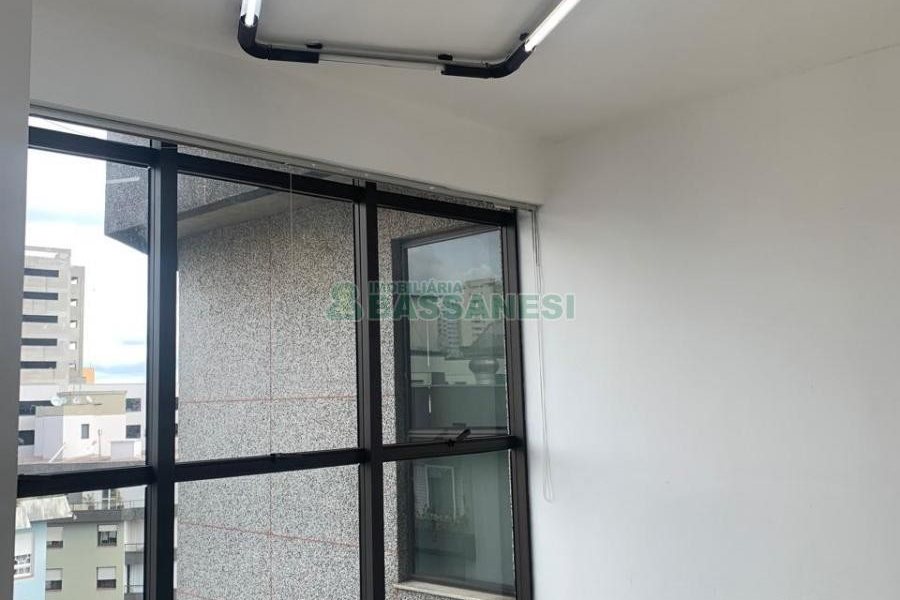 Sala com 47m², no bairro Centro em Caxias do Sul para Alugar