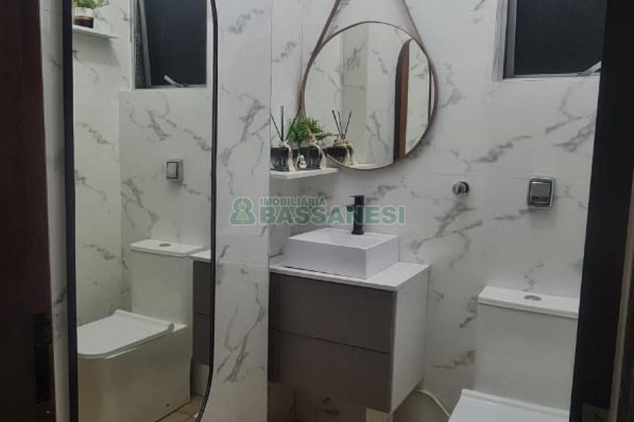 Sala com 47m², no bairro Centro em Caxias do Sul para Alugar