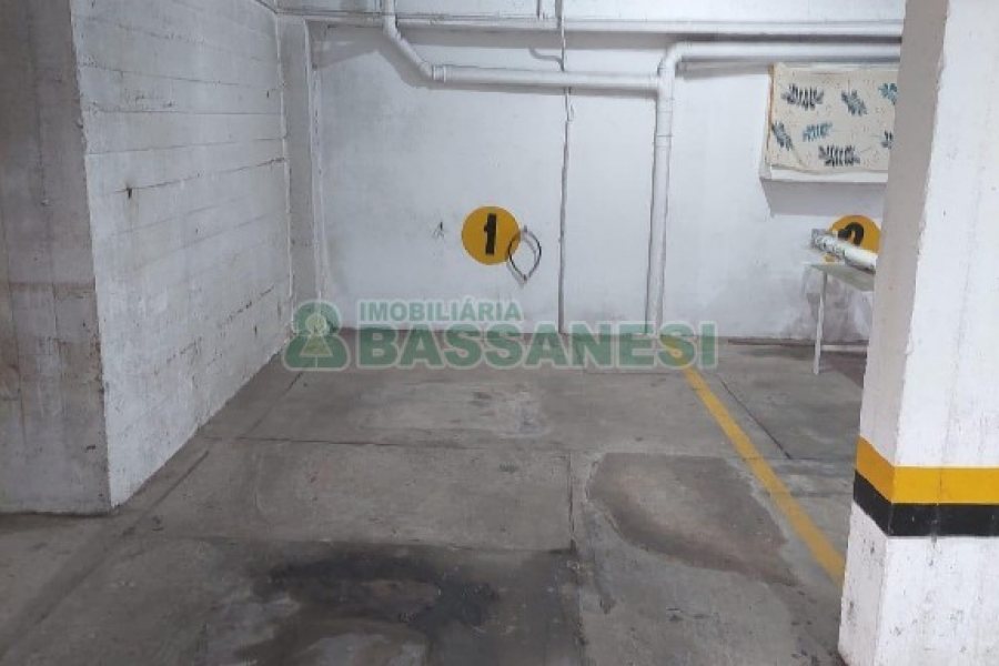 Apto Mobiliado com 141m², 3 dormitórios, 2 vagas, no bairro Panazzolo em Caxias do Sul para Comprar