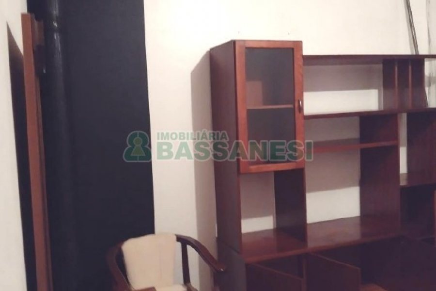 Sobrado Mobiliado com 113m², 3 dormitórios, 1 vaga, no bairro Cidade Nova em Caxias do Sul para Comprar