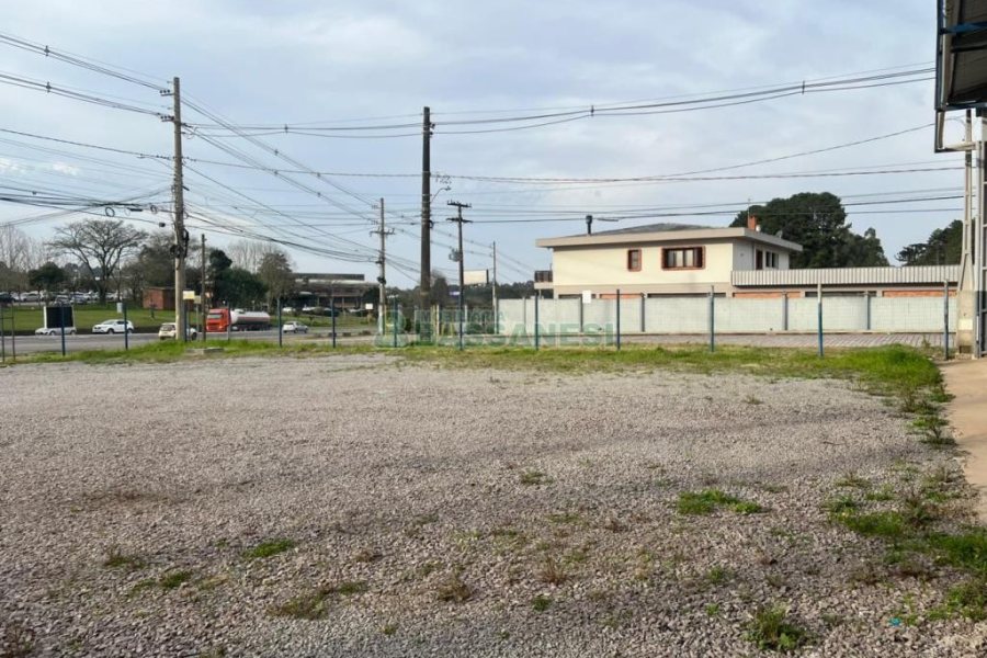 Pavilhão com 360m², no bairro Forqueta em Caxias do Sul para Alugar