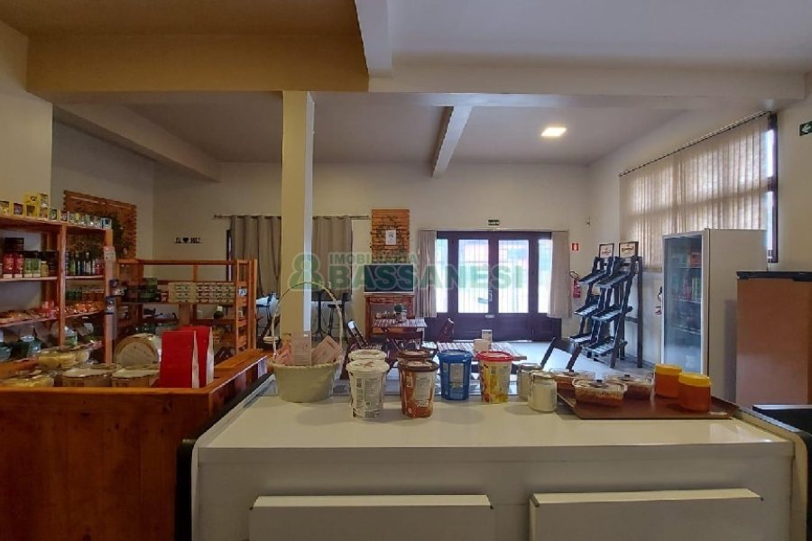 Loja com 71m², no bairro Cruzeiro em Caxias do Sul para Alugar