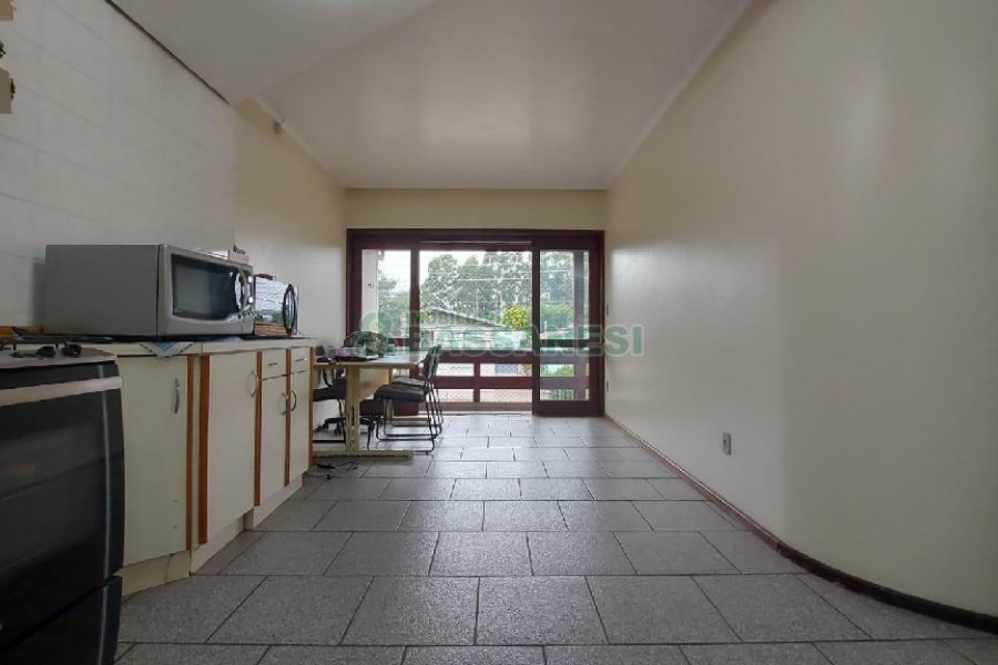 Casa com 150m², 3 dormitórios, 2 vagas, no bairro Cruzeiro em Caxias do Sul para Alugar