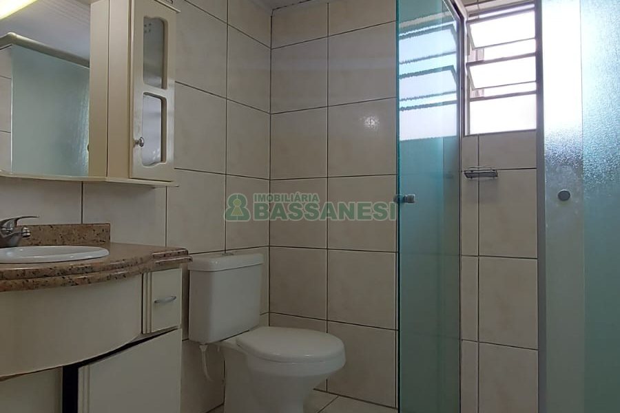 Casa Comercial com 172m², 3 dormitórios, no bairro Lourdes em Caxias do Sul para Comprar