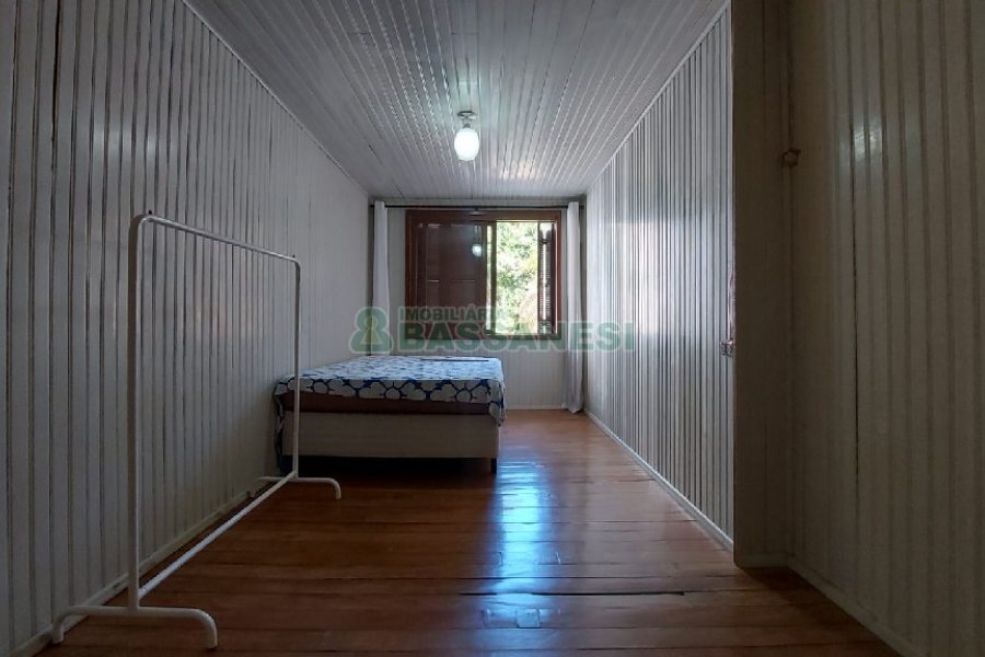 Casa Comercial com 172m², 3 dormitórios, no bairro Lourdes em Caxias do Sul para Comprar