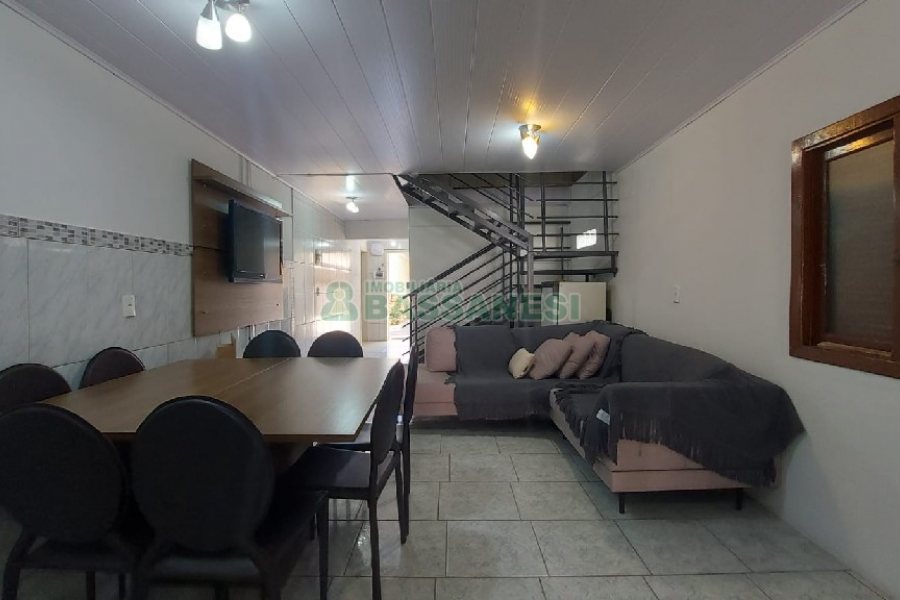 Casa Comercial com 172m², 3 dormitórios, no bairro Lourdes em Caxias do Sul para Comprar