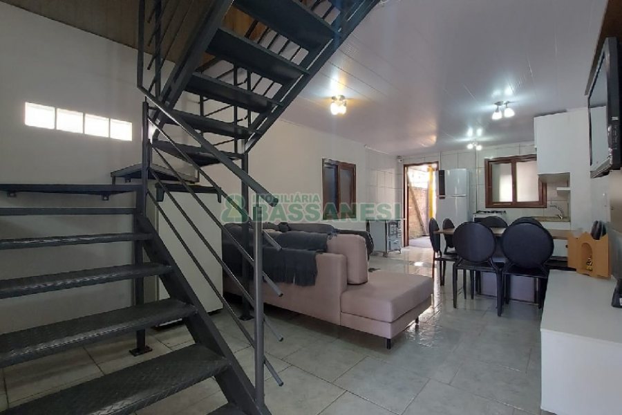 Casa Comercial com 172m², 3 dormitórios, no bairro Lourdes em Caxias do Sul para Comprar