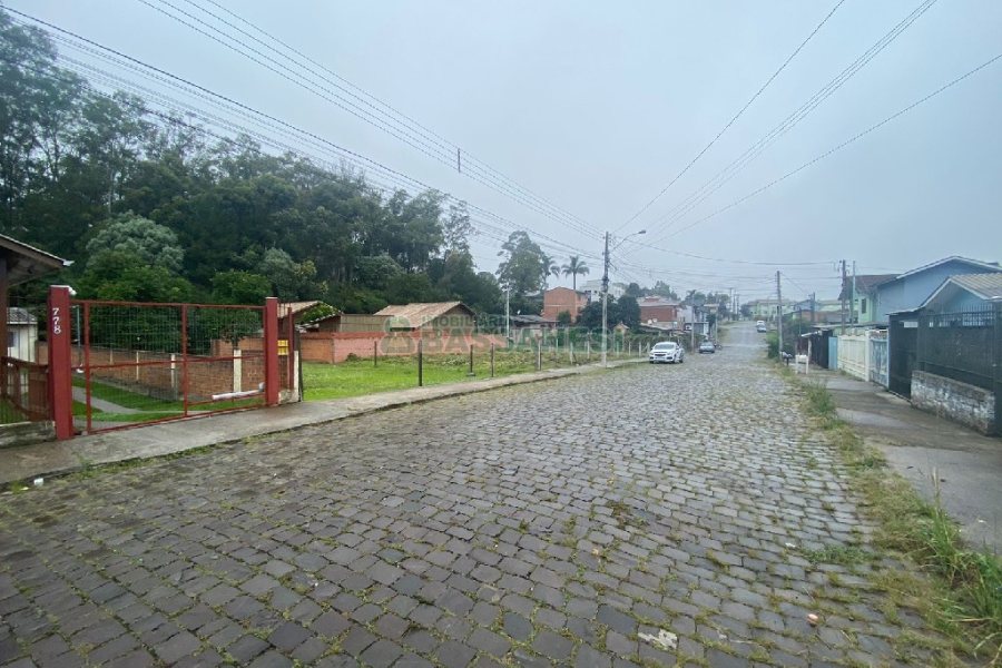 Terreno, no bairro Cidade Nova em Caxias do Sul para Comprar