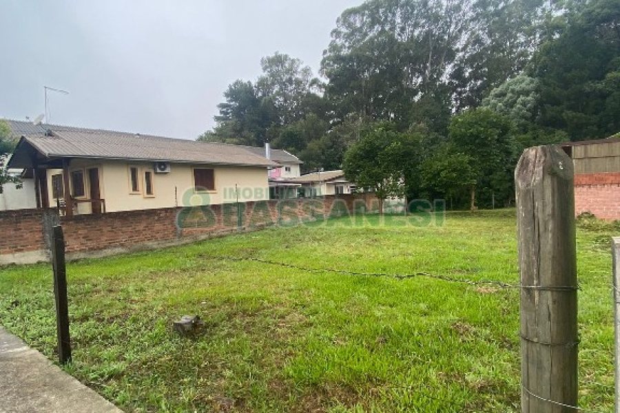 Terreno, no bairro Cidade Nova em Caxias do Sul para Comprar