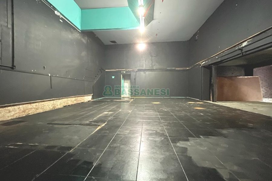 Loja com 180m², no bairro Centro em Caxias do Sul para Alugar