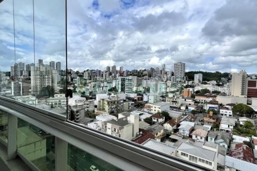 Apto Mobiliado com 83m², 2 dormitórios, 1 vaga, no bairro Pio X em Caxias do Sul para Alugar