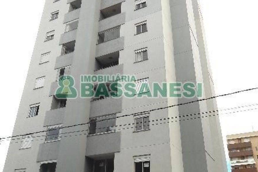 Apto Mobiliado com 113m², 2 dormitórios, 2 vagas, no bairro Vila Horn em Caxias do Sul para Alugar