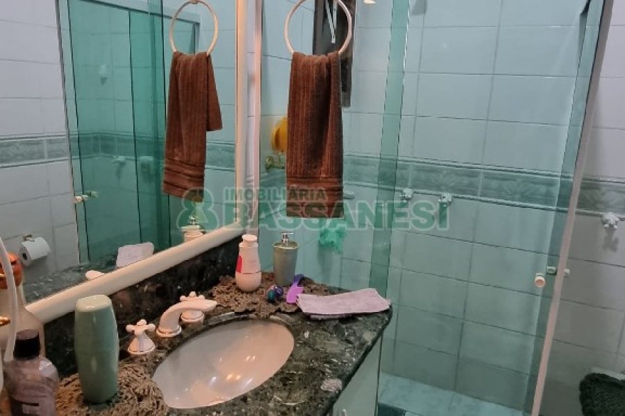 Apartamento com 150m², 3 dormitórios, 2 vagas, no bairro Forqueta em Caxias do Sul para Comprar