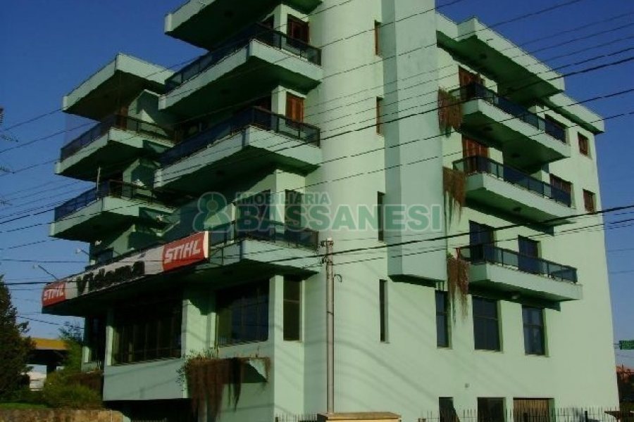 Apartamento com 150m², 3 dormitórios, 2 vagas, no bairro Forqueta em Caxias do Sul para Comprar