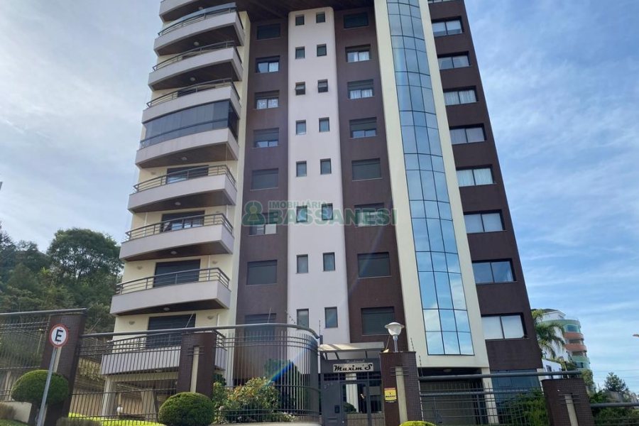 Apto/Cobertura com 463m², 3 dormitórios, 3 vagas, no bairro Jardim América em Caxias do Sul para Comprar