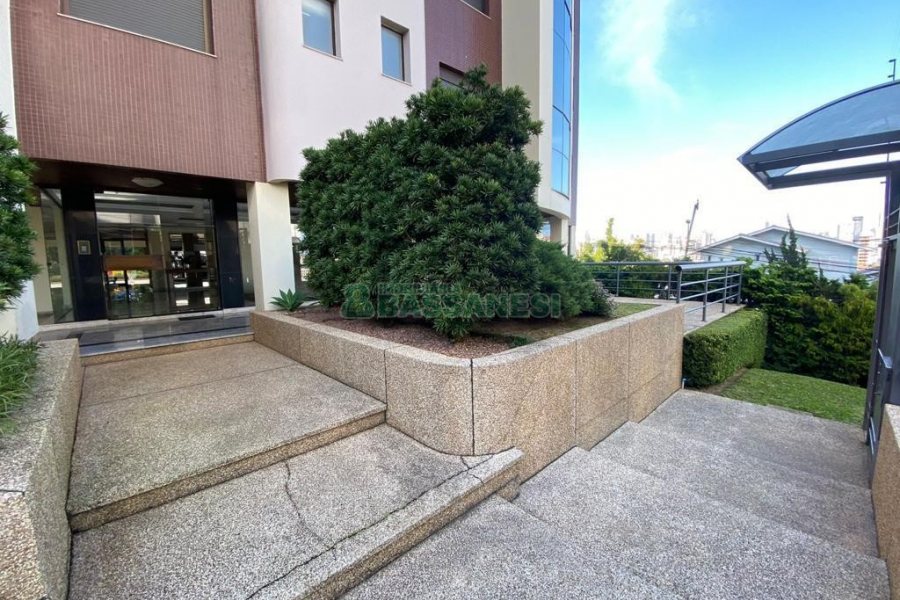 Apto/Cobertura com 463m², 3 dormitórios, 3 vagas, no bairro Jardim América em Caxias do Sul para Comprar