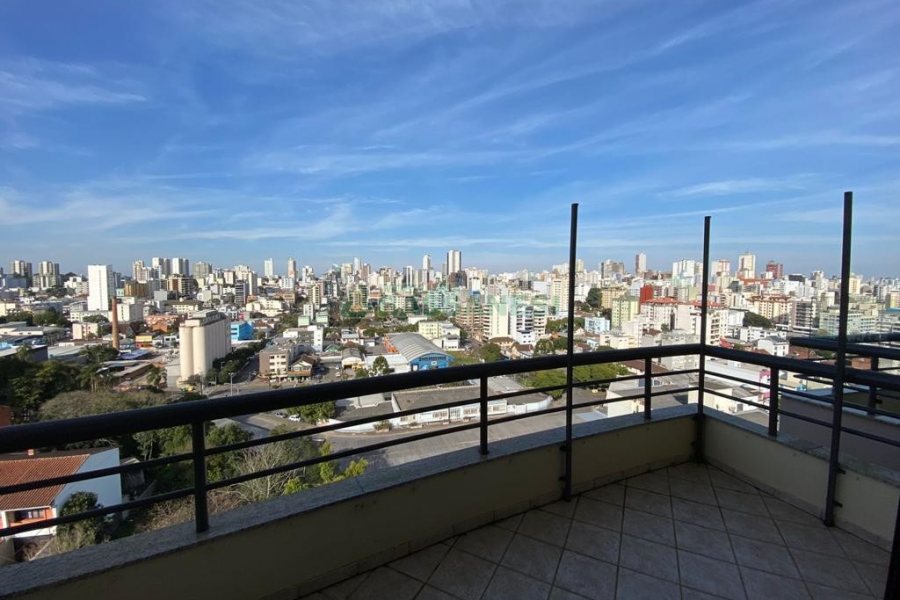 Apto/Cobertura com 463m², 3 dormitórios, 3 vagas, no bairro Jardim América em Caxias do Sul para Comprar