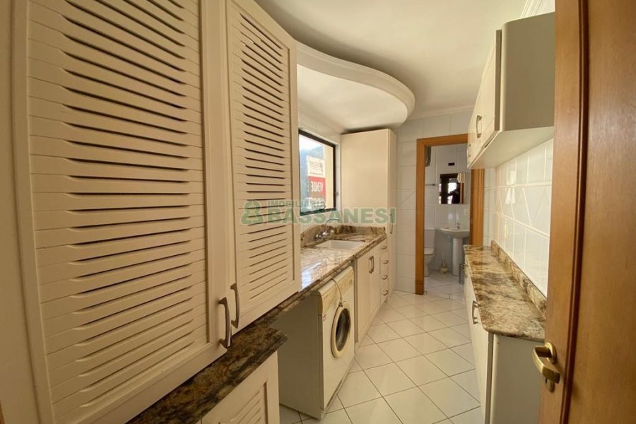 Apto/Cobertura com 463m², 3 dormitórios, 3 vagas, no bairro Jardim América em Caxias do Sul para Comprar