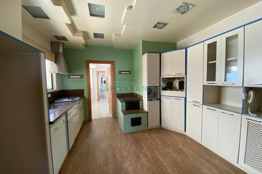 Apto/Cobertura com 463m², 3 dormitórios, 3 vagas, no bairro Jardim América em Caxias do Sul para Comprar