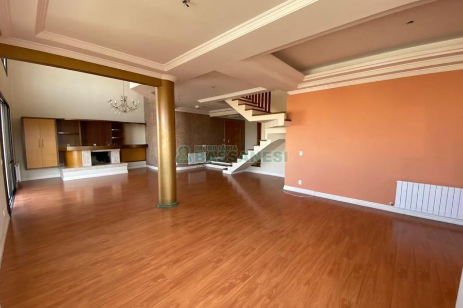 Apto/Cobertura com 463m², 3 dormitórios, 3 vagas, no bairro Jardim América em Caxias do Sul para Comprar