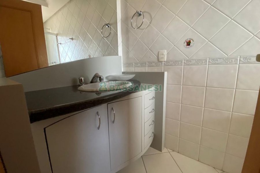 Apto/Cobertura com 463m², 3 dormitórios, 3 vagas, no bairro Jardim América em Caxias do Sul para Comprar