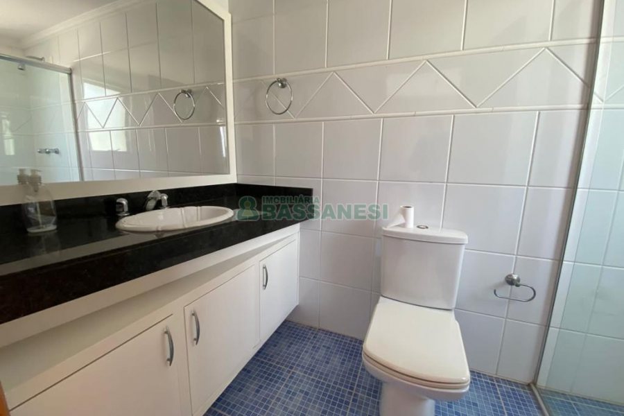 Apto/Cobertura com 463m², 3 dormitórios, 3 vagas, no bairro Jardim América em Caxias do Sul para Comprar