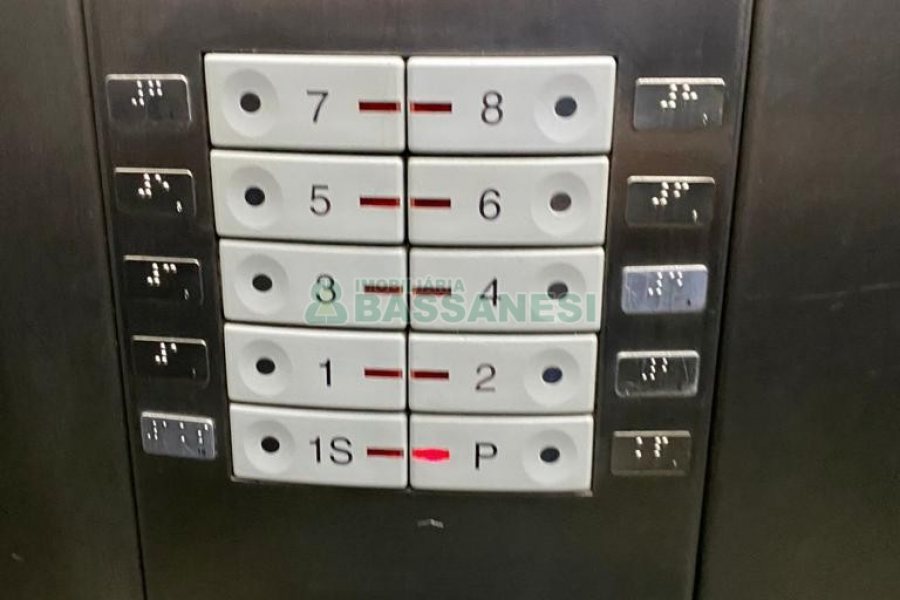 Apto/Cobertura com 463m², 3 dormitórios, 3 vagas, no bairro Jardim América em Caxias do Sul para Comprar