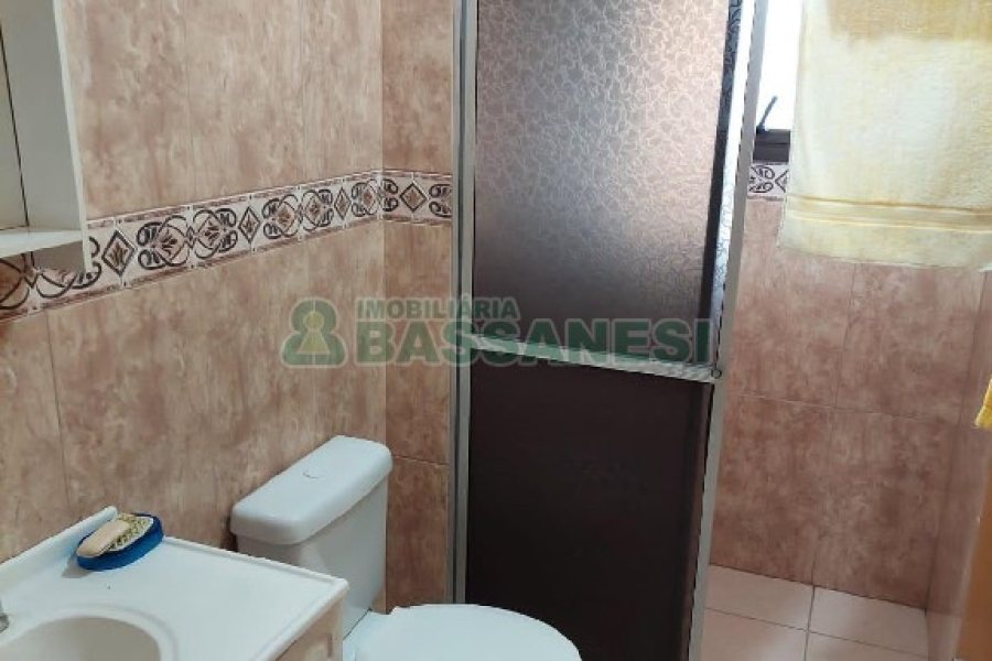 Apartamento com 90m², 2 dormitórios, 1 vaga, no bairro Cristo Redentor em Caxias do Sul para Comprar