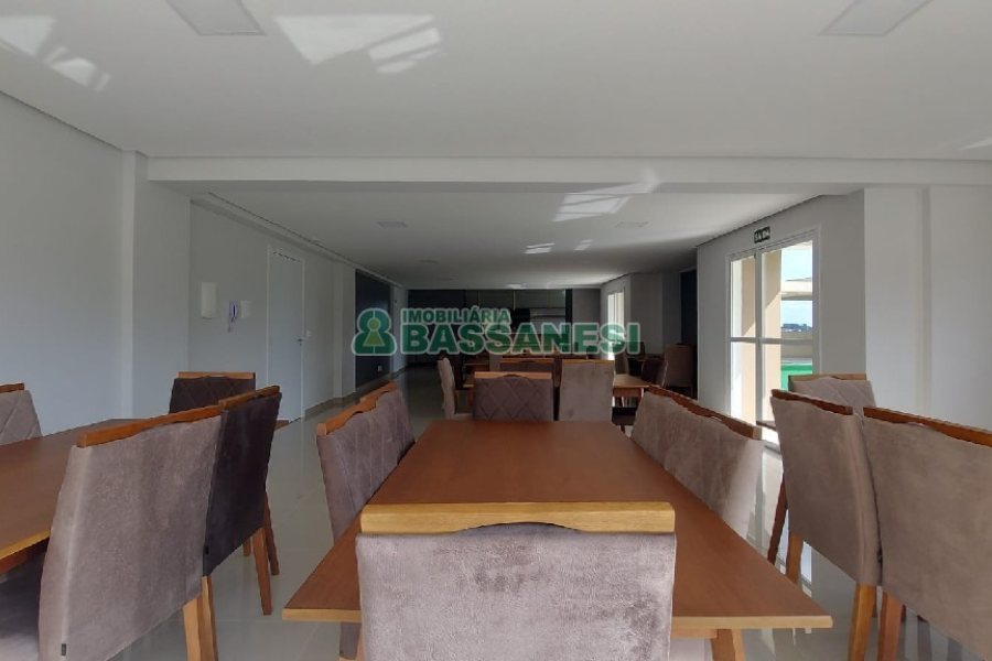 Apartamento com 55m², 2 dormitórios, 1 vaga, no bairro Panazzolo em Caxias do Sul para Comprar