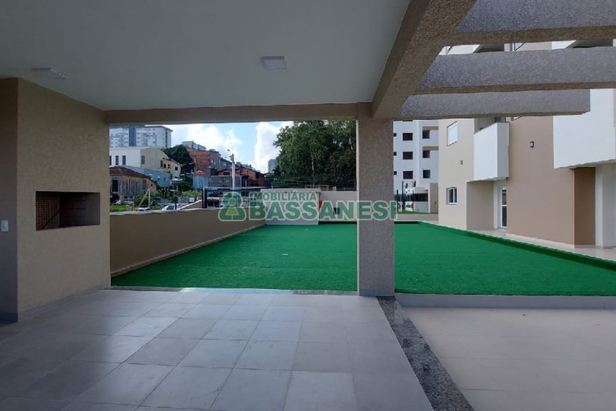 Apartamento com 55m², 2 dormitórios, 1 vaga, no bairro Panazzolo em Caxias do Sul para Comprar