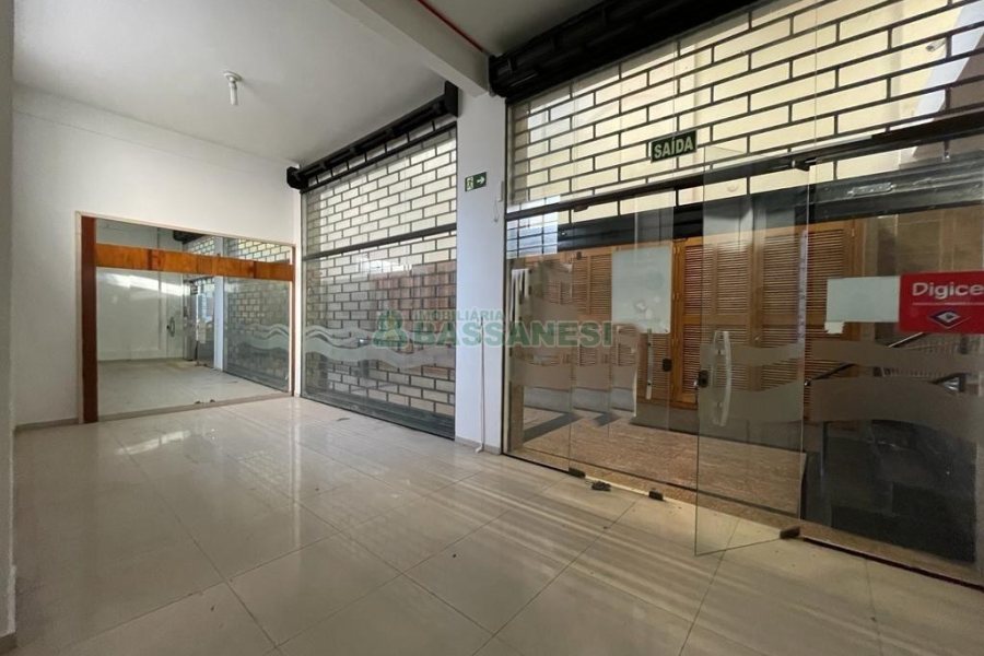 Loja com 70m², no bairro Centro em Caxias do Sul para Alugar