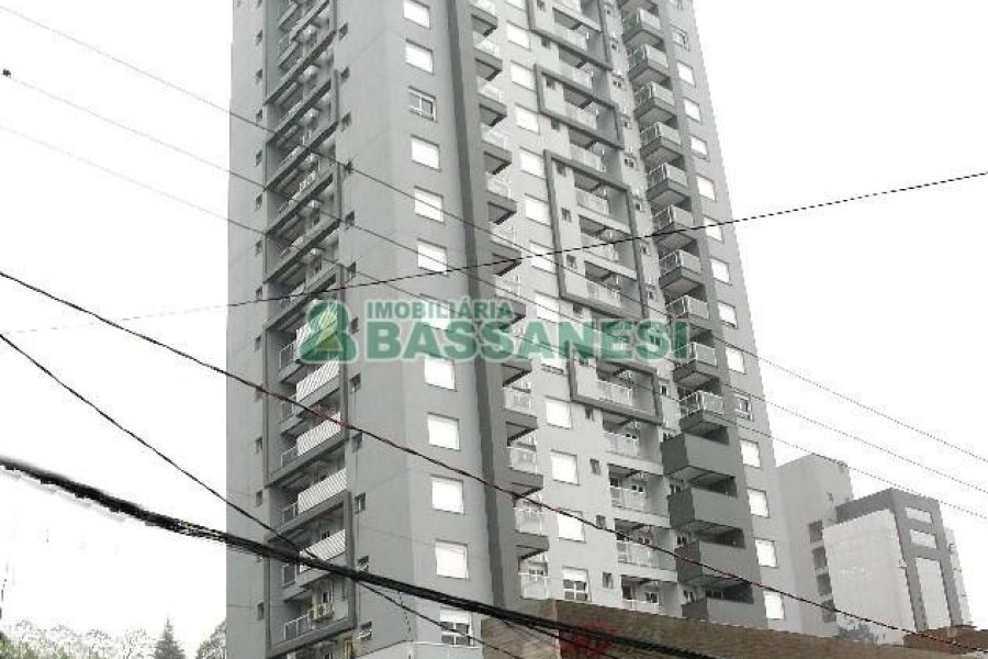 Apto Mobiliado com 40m², 1 dormitório, 1 vaga, no bairro Lourdes em Caxias do Sul para Comprar