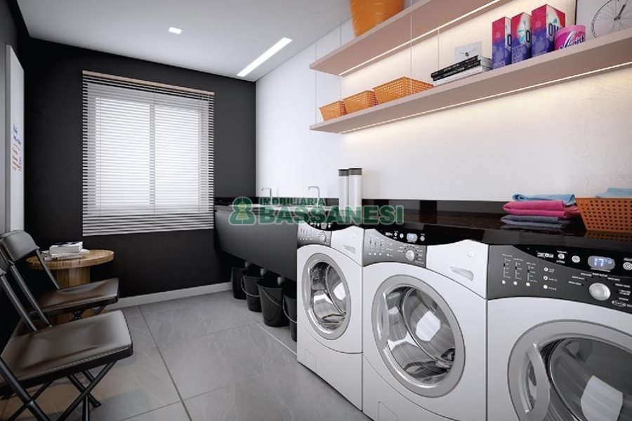 Apto Mobiliado com 40m², 1 dormitório, 1 vaga, no bairro Lourdes em Caxias do Sul para Comprar