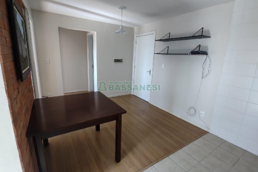 Apto Mobiliado com 70m², 2 dormitórios, 1 vaga, no bairro Villagio Iguatemi em Caxias do Sul para Alugar