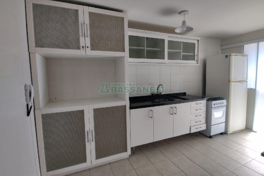 Apto Mobiliado com 70m², 2 dormitórios, 1 vaga, no bairro Villagio Iguatemi em Caxias do Sul para Alugar