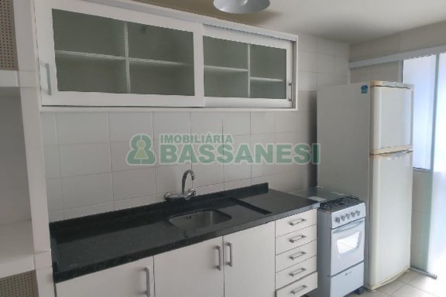 Apto Mobiliado com 70m², 2 dormitórios, 1 vaga, no bairro Villagio Iguatemi em Caxias do Sul para Alugar
