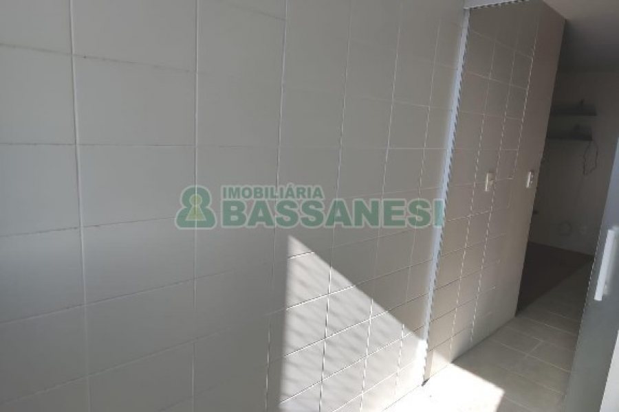 Apto Mobiliado com 70m², 2 dormitórios, 1 vaga, no bairro Villagio Iguatemi em Caxias do Sul para Alugar