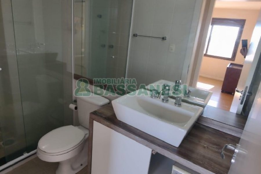 Apto Mobiliado com 70m², 2 dormitórios, 1 vaga, no bairro Villagio Iguatemi em Caxias do Sul para Alugar