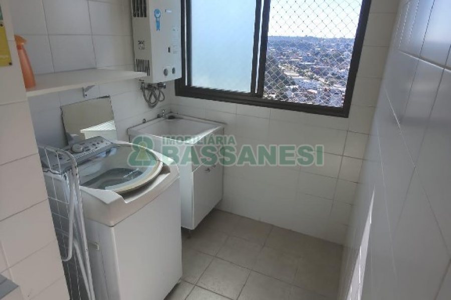 Apto Mobiliado com 70m², 2 dormitórios, 1 vaga, no bairro Villagio Iguatemi em Caxias do Sul para Alugar